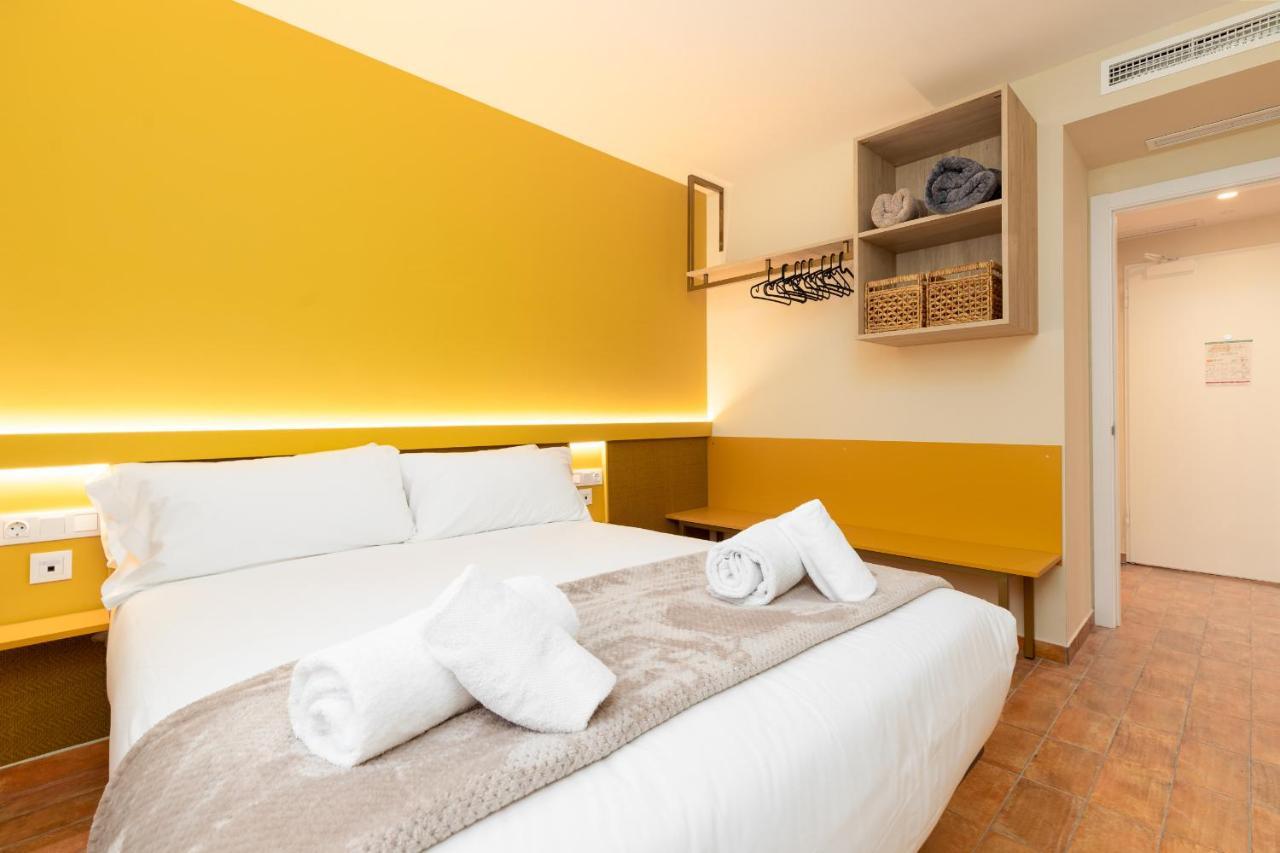 Apartamentos Las Ciencias K Валенсия Экстерьер фото